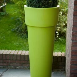 Serralunga Marcantonio Contract & Garden Pots