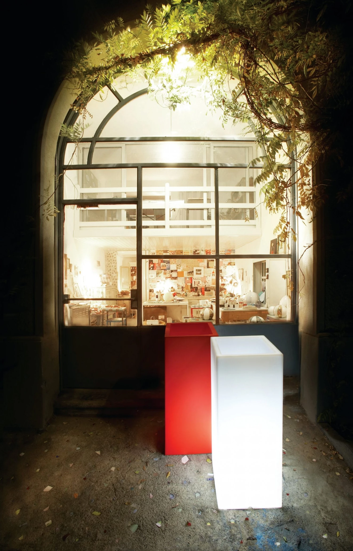 Serralunga Contract & Garden Pots Cubotti With Light