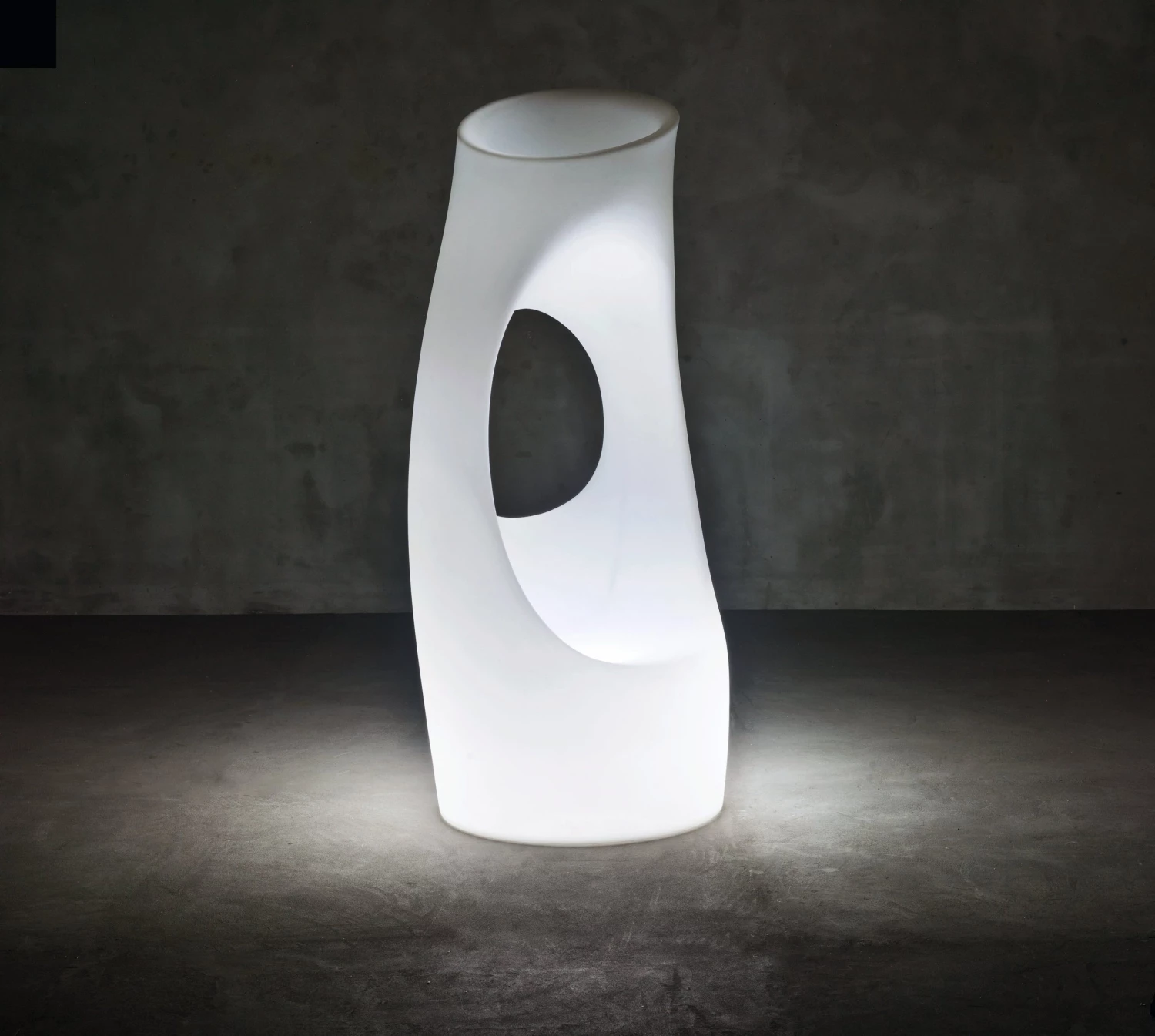 Serralunga Art Holly All With Light