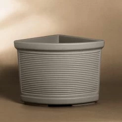 Serralunga Italian Traditional Pots Millerighe Angolo Orizzontale