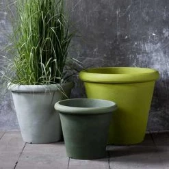 Serralunga Contract & Garden Pots Camelia