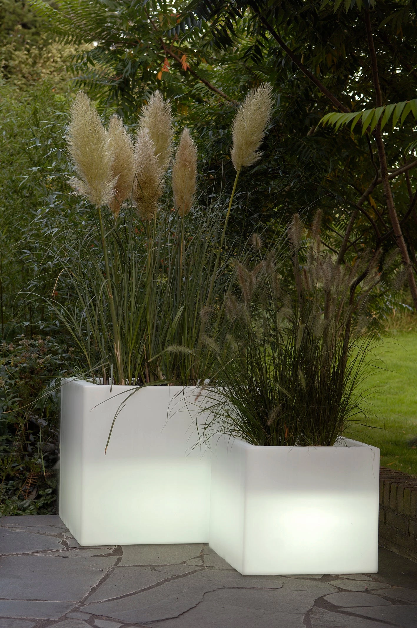 Serralunga Contract & Garden Pots Cubotti With Light