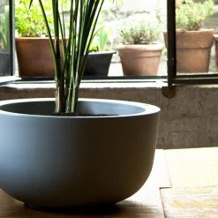 Serralunga Contract & Garden Pots Cup