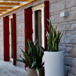 Serralunga Contract & Garden Pots Tubini