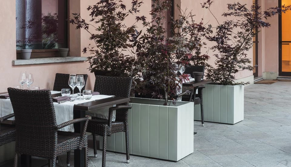 Serralunga Contract & Garden Pots Fence E Fence Small