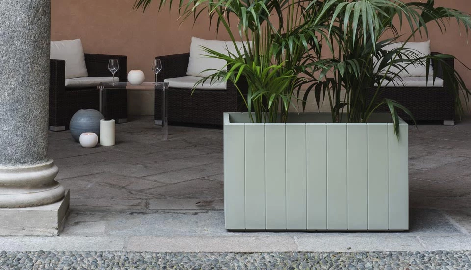 Serralunga Contract & Garden Pots Fence E Fence Small