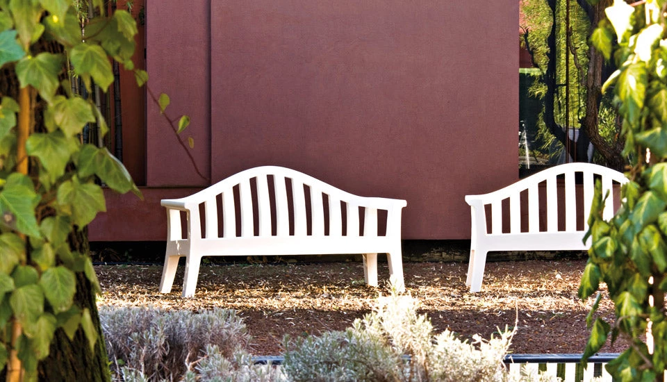 Serralunga Giulietta Contract & Residential Furniture