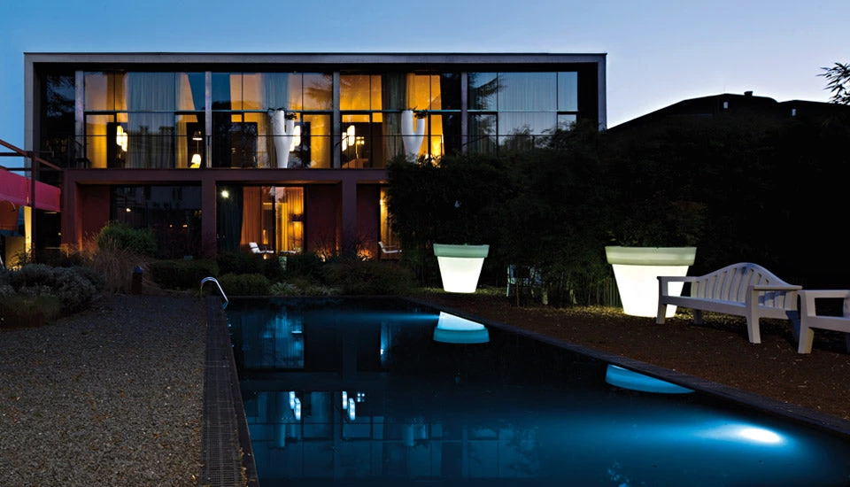 Serralunga Giulietta Contract & Residential Furniture