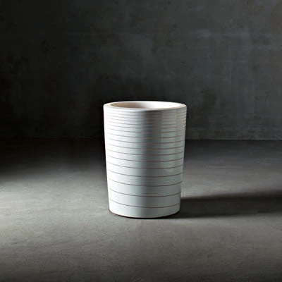 Serralunga Contract & Garden Pots Grand Jane With Light