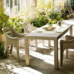 Serralunga Contract & Residential Furniture Russel