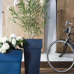 Serralunga Contract & Garden Pots Torre