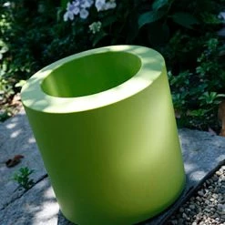 Serralunga Contract & Garden Pots Tubini