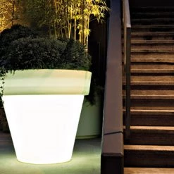 Serralunga Urban Furniture Vas-Two With Light